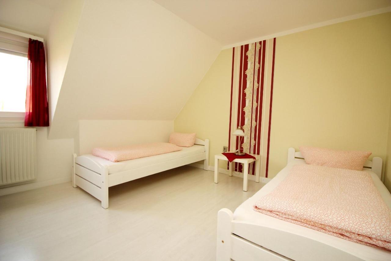 Am Apfelgarten-2 Apartments Mit Pkw-Parkplatz, Floerekeweg Luneburg Luaran gambar