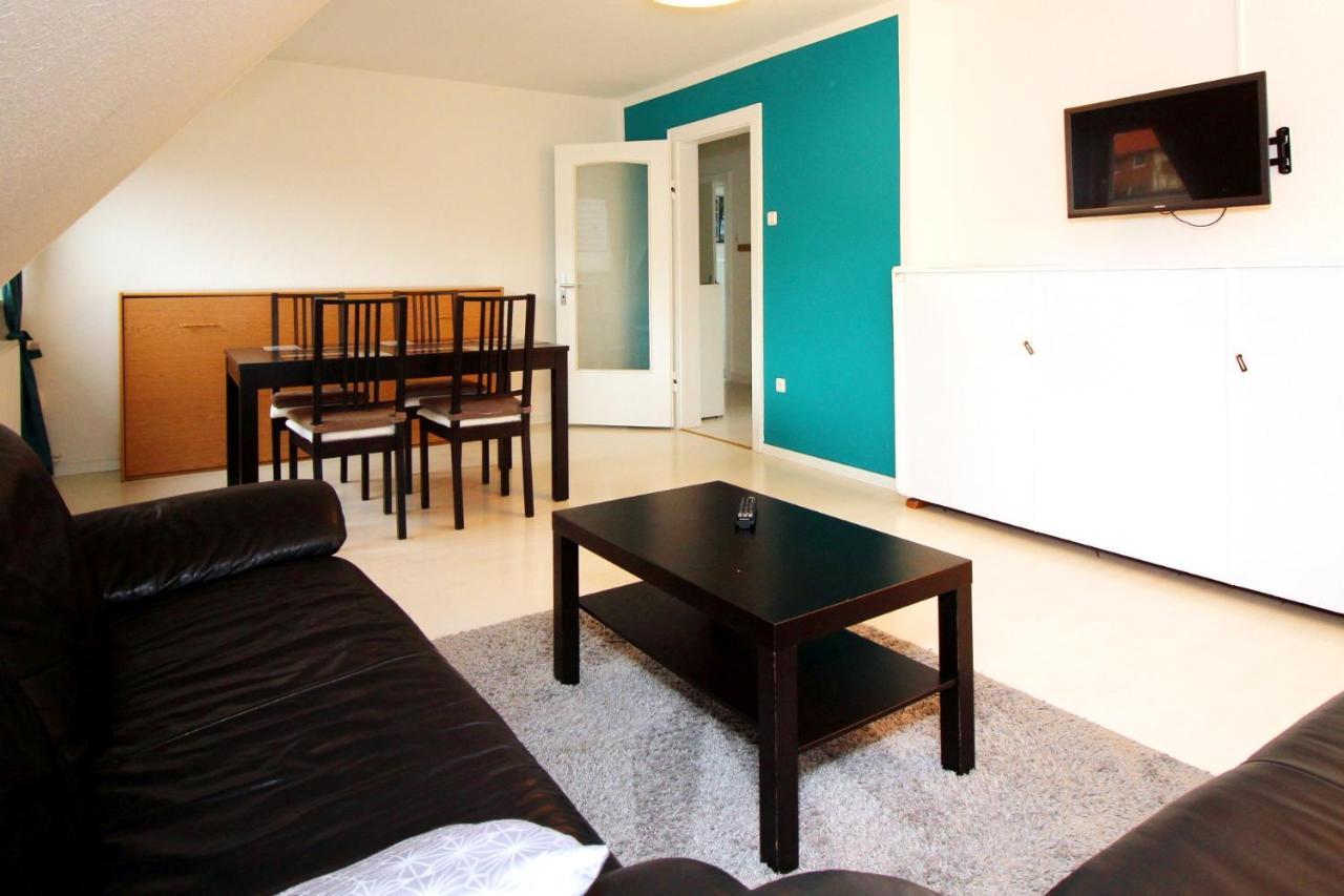 Am Apfelgarten-2 Apartments Mit Pkw-Parkplatz, Floerekeweg Luneburg Luaran gambar