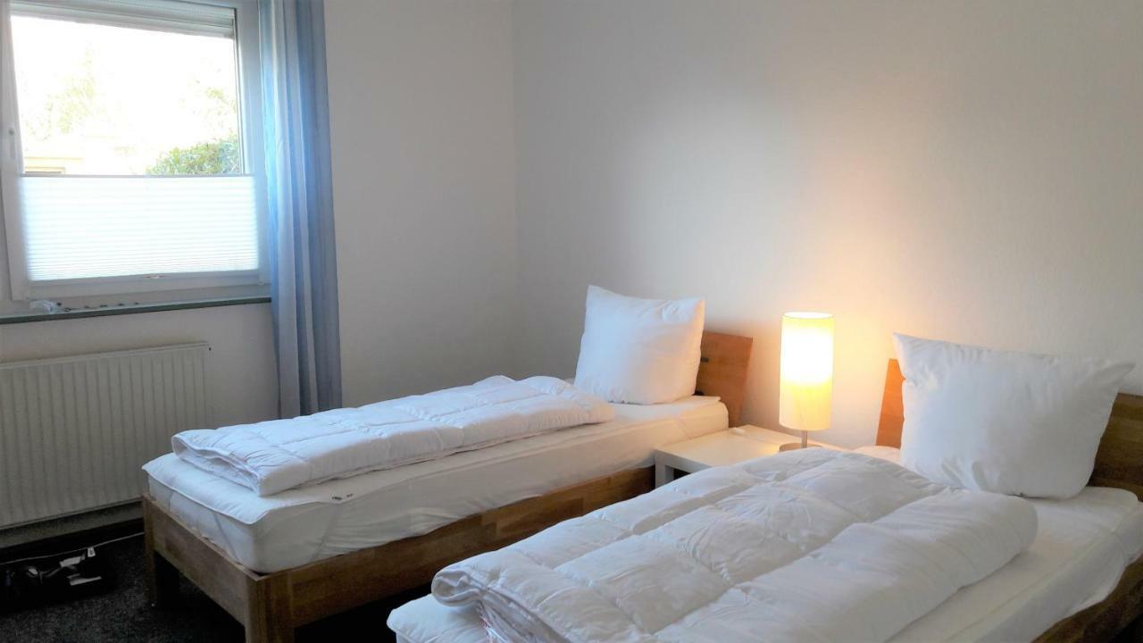 Am Apfelgarten-2 Apartments Mit Pkw-Parkplatz, Floerekeweg Luneburg Luaran gambar